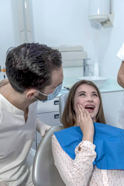 Best Broken or Cracked Tooth Emergency Dentist in Ivanhoe, TX